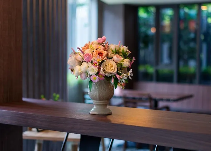 Bb Glass House Pattanakrn บีบี กลาสเฮ้าส์ พัฒนาการ 3*